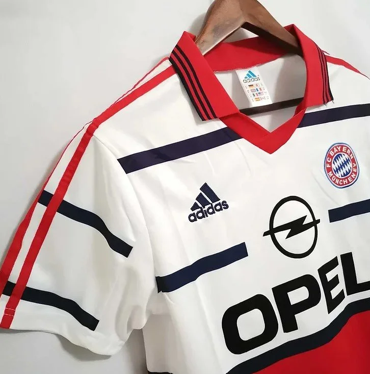 FC Bayern München 98-00 AWAY Matthäus